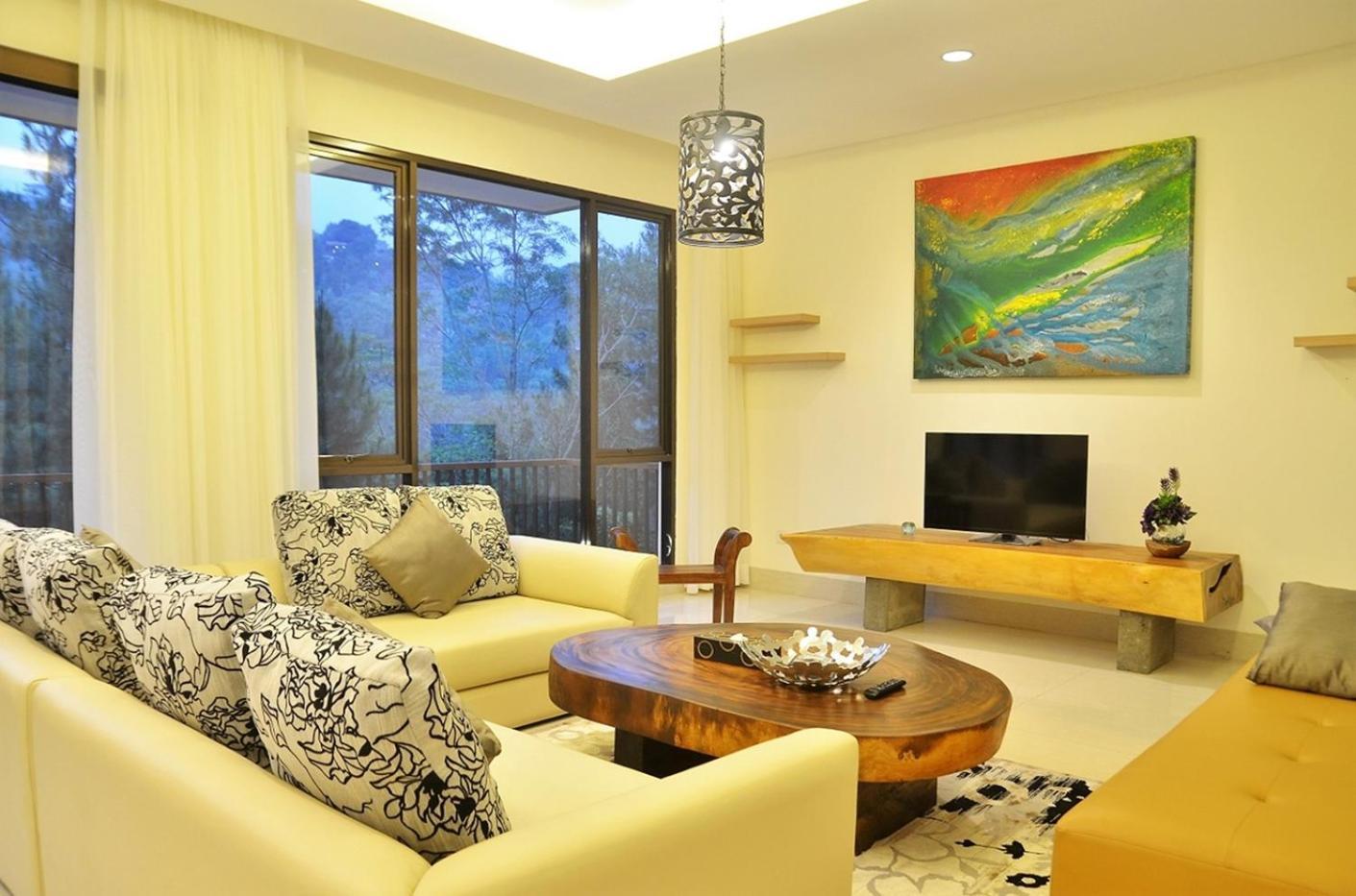 Hikari Hill View Villa 7 Bedrooms With A Private Swimming Pool And Billiard Bandung Esterno foto
