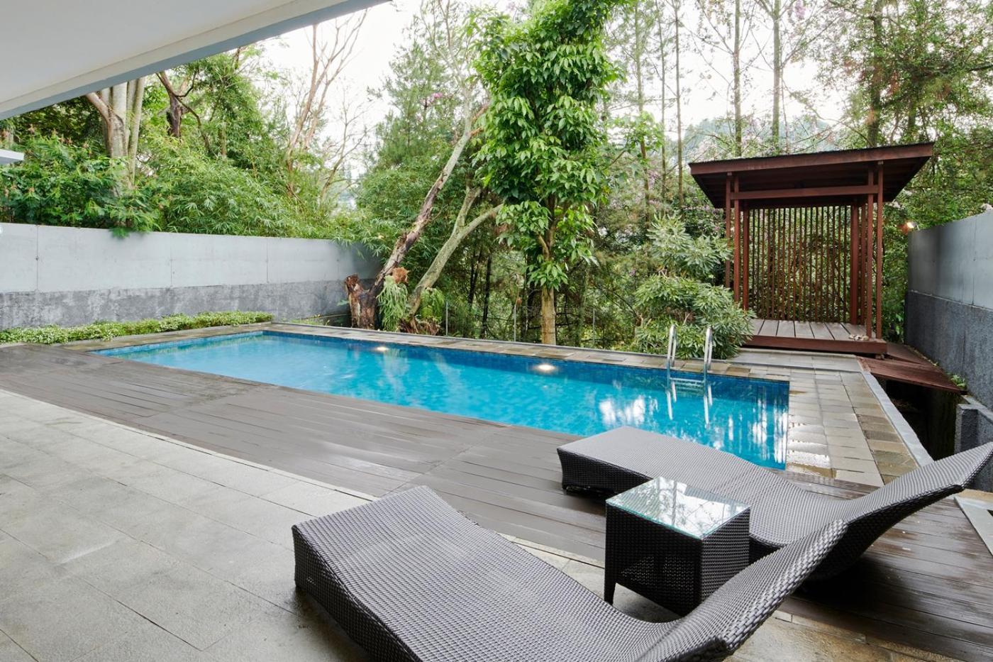 Hikari Hill View Villa 7 Bedrooms With A Private Swimming Pool And Billiard Bandung Esterno foto